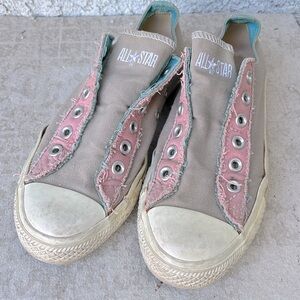 Vintage Y2K Converse Sneakers No Laces Style Pink and Gray Slip Ons Distressed